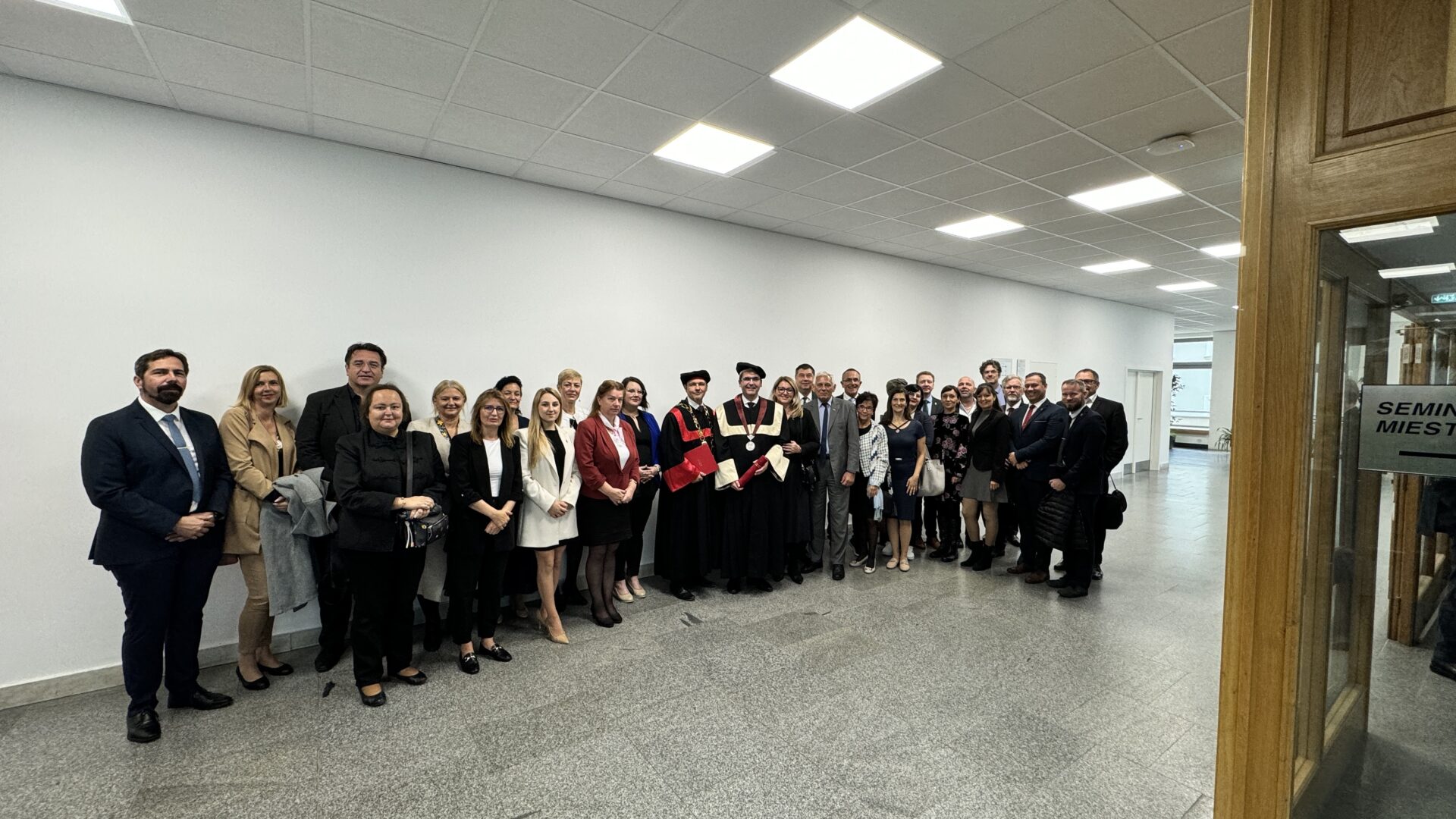 Prof. Dr. Levente Kovács and the delegation from Obuda University