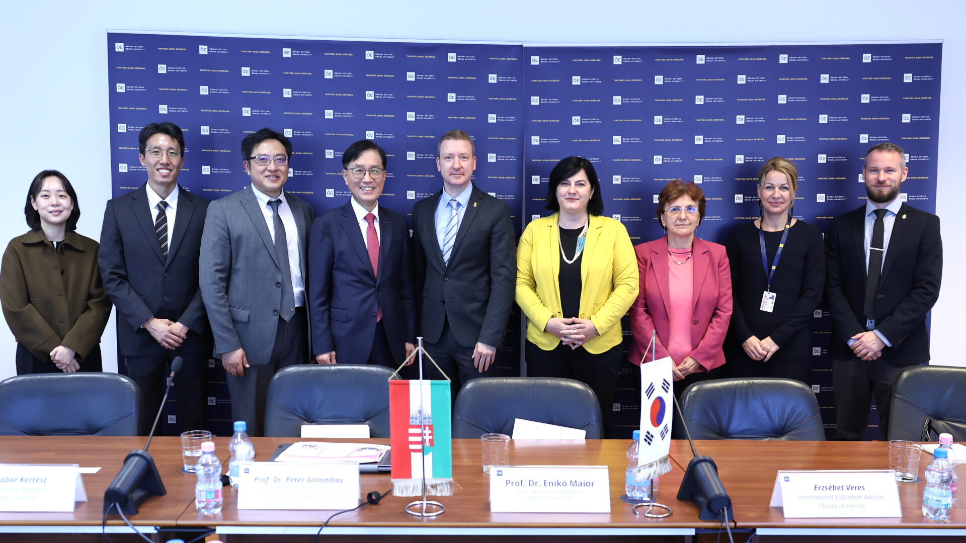 The korean delegation with the representatoves from obuda university