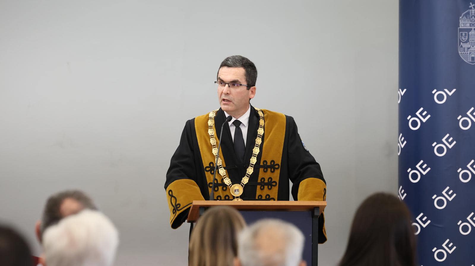 Prof. Dr. Levente Kovács giving his speech at the University's Anniversary Event