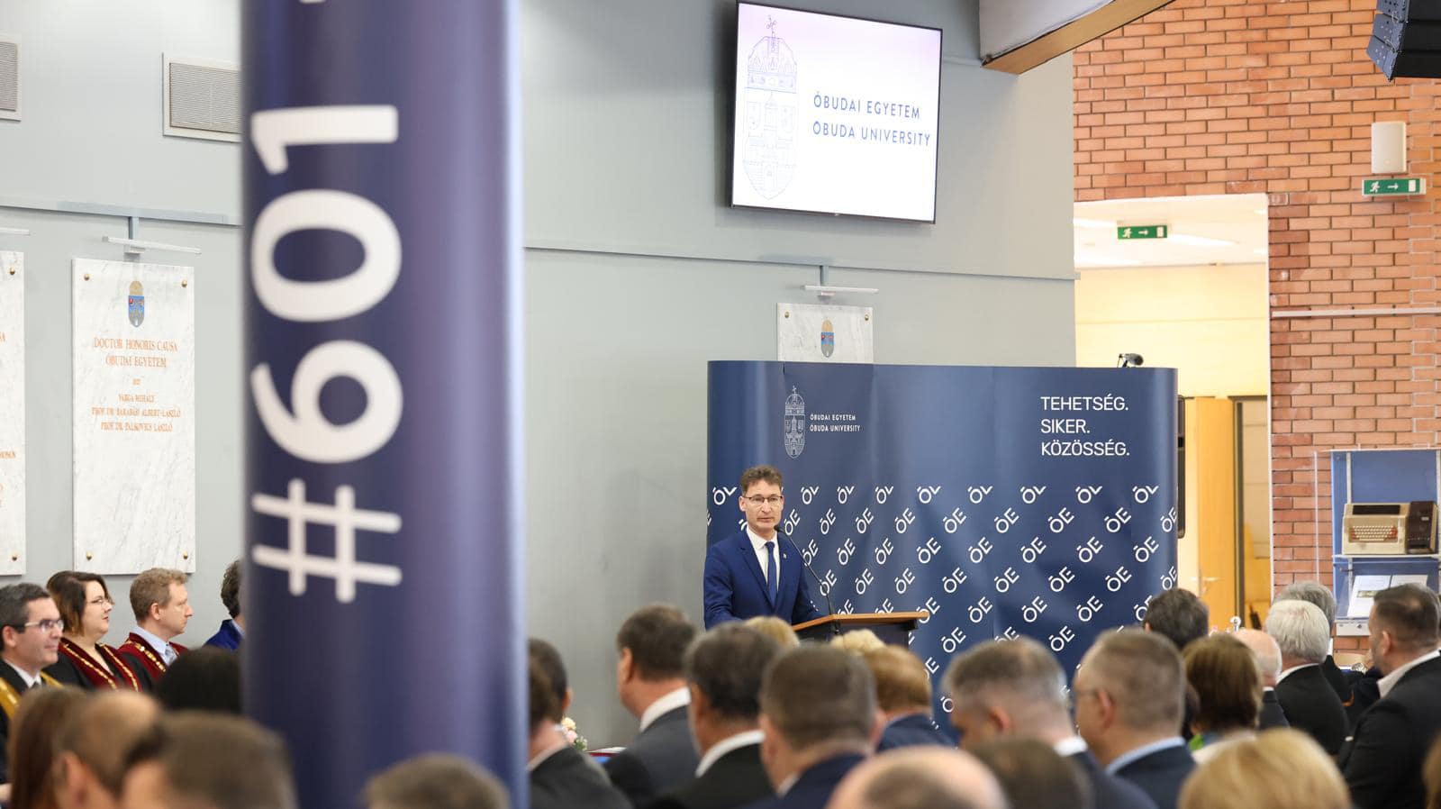 Dr. András Cser-Palkovics giving his speech at the Obuda University's Anniversary Event